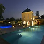 Domaine De Larchey & Son Restaurant - Bordeaux Sud 3* Saint-Médard-dʼEyrans