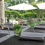 Domaine De Larchey & Son Restaurant - Bordeaux Sud Saint-Médard-dʼEyrans