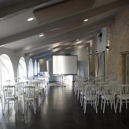Domaine De Larchey & Son Restaurant - Bordeaux Sud 3* Saint-Médard-dʼEyrans