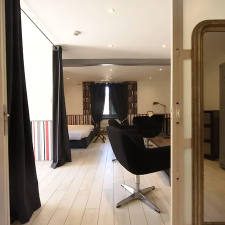 Domaine De Larchey & Son Restaurant - Bordeaux Sud