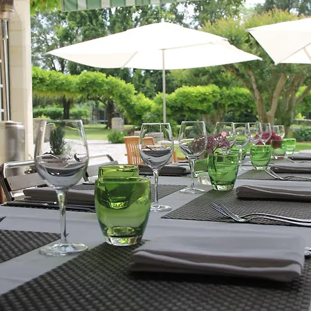 Domaine De Larchey & Son Restaurant - Bordeaux Sud Saint-Médard-dʼEyrans