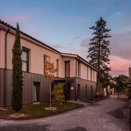 Domaine De Larchey & Son Restaurant - Bordeaux Sud