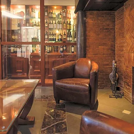 Domaine De Larchey & Son Restaurant - Bordeaux Sud 3* Saint-Médard-dʼEyrans