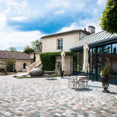 Domaine De Larchey & Son Restaurant - Bordeaux Sud Saint-Médard-dʼEyrans